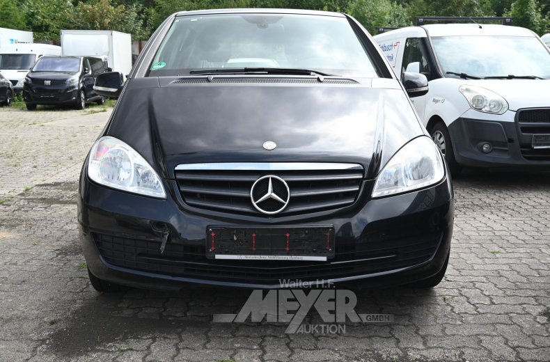 Mercedes-Benz A160, schwarz