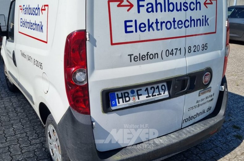 Fiat Doblo Multijet, Kleinkastenwagen, weiß
