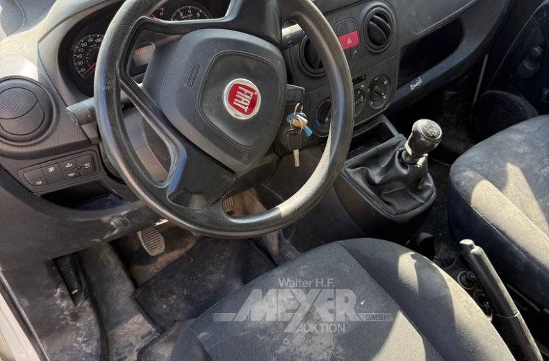 Fiat Fiorino Kleinkastenwagen, weiß