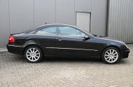 Mercedes-Benz CLK 200 Kompressor Avantgarde, obsidianschwarz