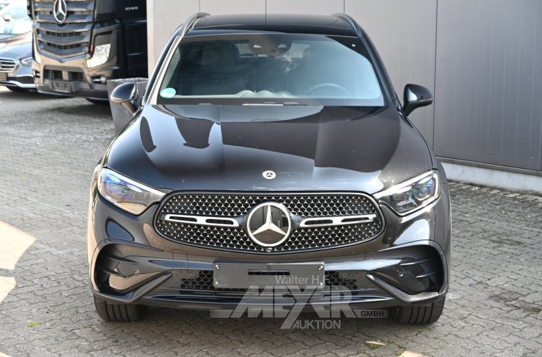 Mercedes-Benz GLC 220d 4Matic 9G-Tronic AMG Line Advanced, obsidian black metallic