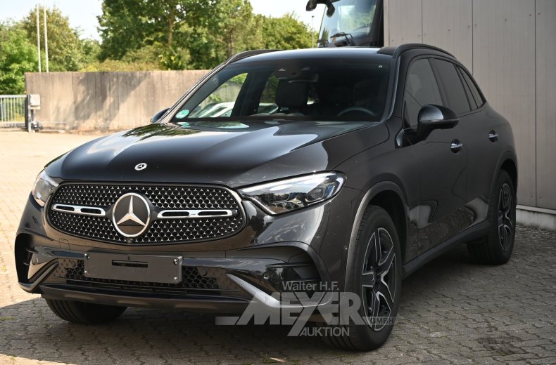 Mercedes-Benz GLC 220d 4Matic 9G-Tronic AMG Line Advanced, obsidian black metallic