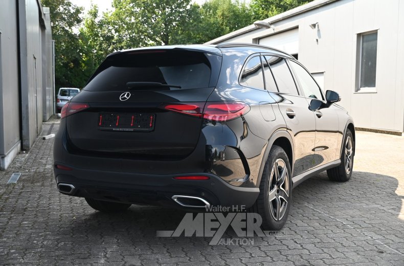 Mercedes-Benz GLC 220d 4Matic 9G-Tronic AMG Line Advanced, obsidian black metallic