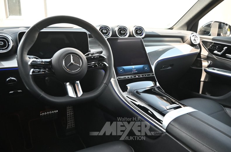 Mercedes-Benz GLC 220d 4Matic 9G-Tronic AMG Line Advanced, obsidian black metallic