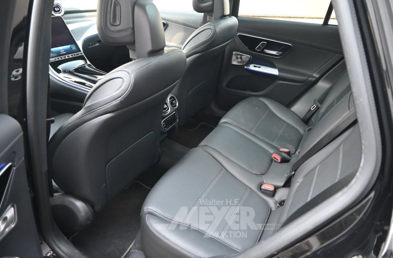 Mercedes-Benz GLC 220d 4Matic 9G-Tronic AMG Line Advanced, obsidian black metallic
