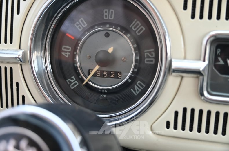 Volkswagen Käfer 1300, beige
