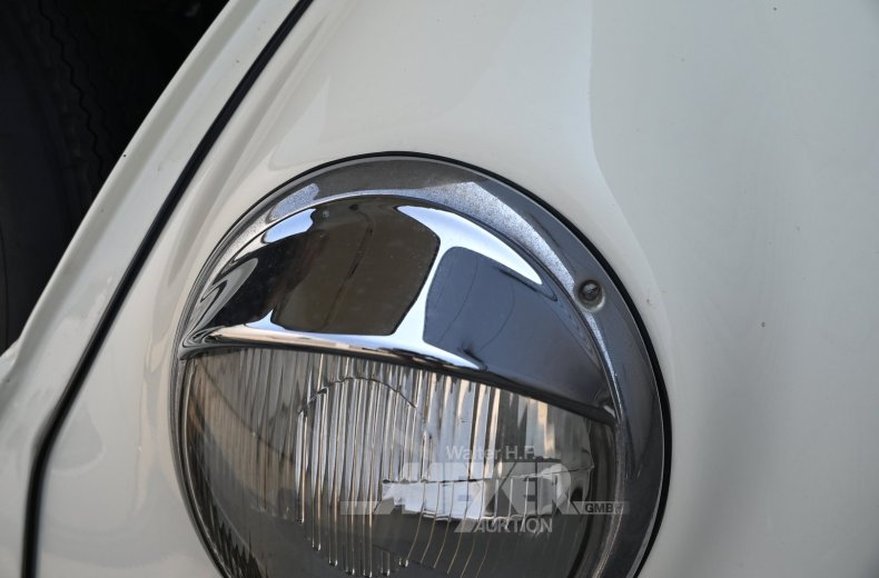 Volkswagen Käfer 1300, beige