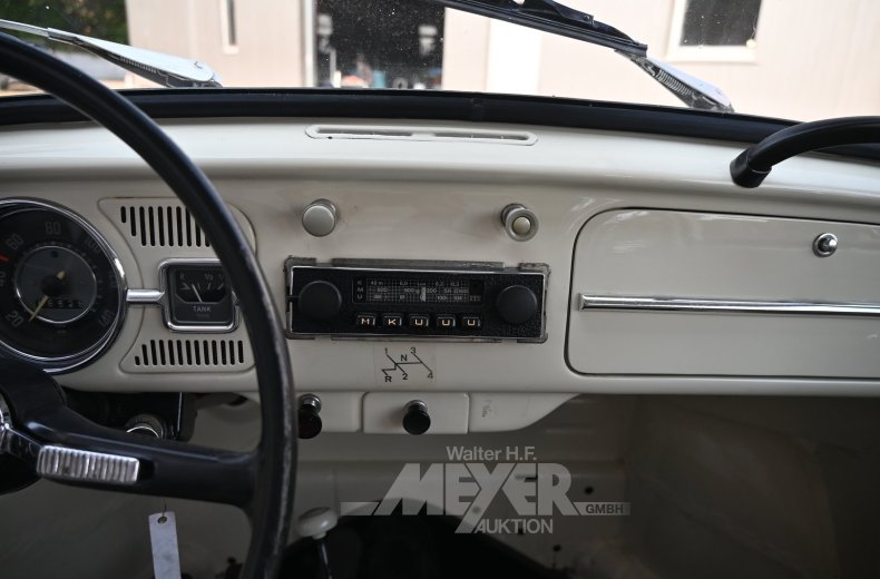 Volkswagen Käfer 1300, beige
