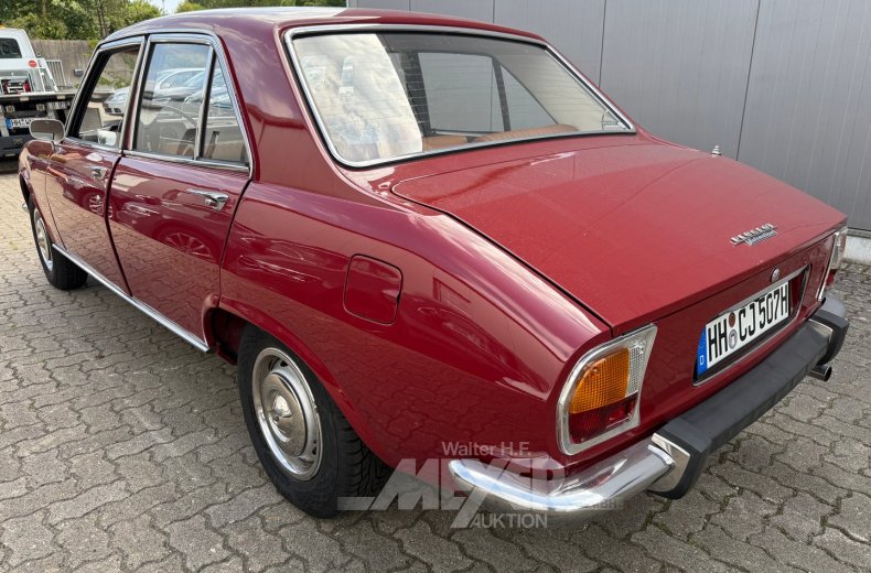 Peugeot 504/13 Automatik, rot