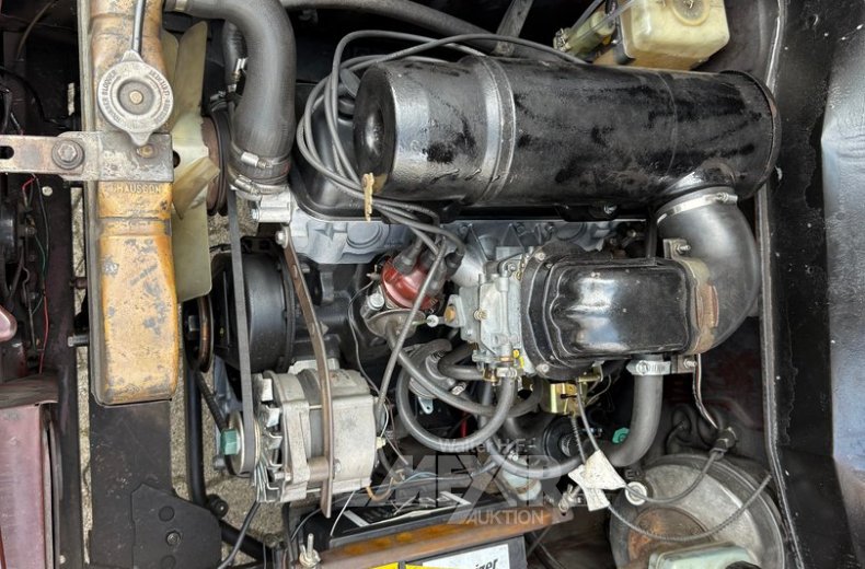 Peugeot 504/13 Automatik, rot