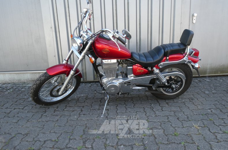 Motorrad Suzuki LS 650, rot