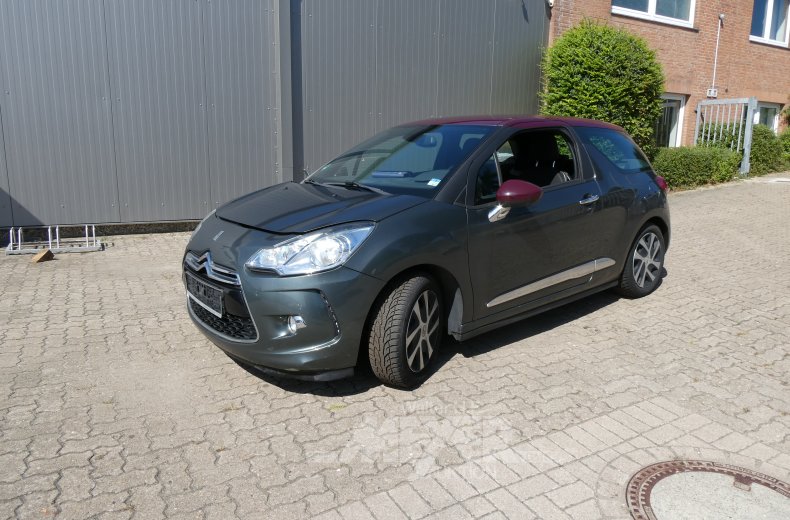 Citroen DS3, silber
