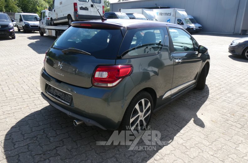 Citroen DS3, silber