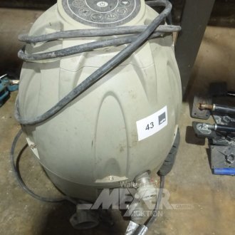Tauchpumpe mit Filteranlage