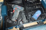 Akku-Winkelschleifmaschine mit Akkuschrauber BOSCH