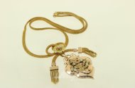 Antike Kette mit Medaillon