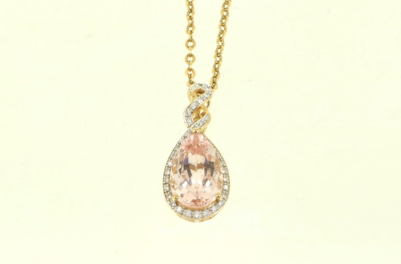 Gliederkette mit Anhänger