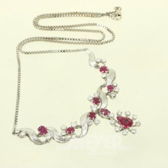 Collier, im Verlauf besetzt mit Rubinen u. Brillanten