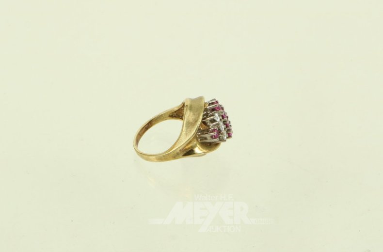 Ring mit 6 kl. Rubinen u. 6 Brillanten von ges. ca. 0,46ct
