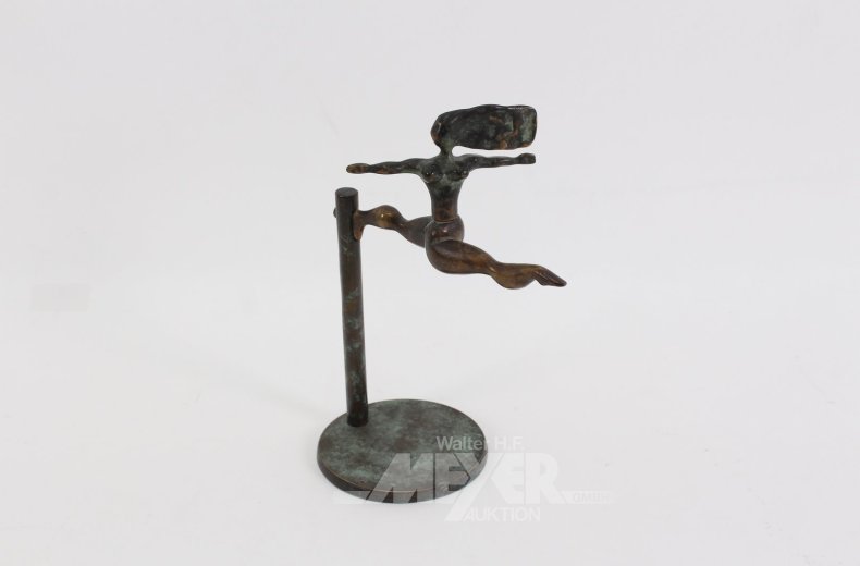 Bronzeskulptur "Frauenakt balancierend an vertikaler Säule"