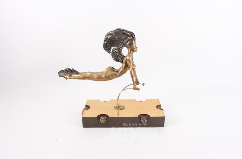 Bronzeskulptur "Schwebende Venus"