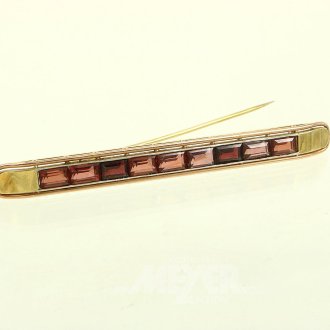 Anstecknadel mit 9 violetten Farbsteinen