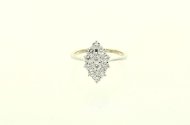 Brillant-Ring in Navetteform