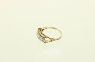 Damenring,besetzt mit 3 kl. Brillanten von zus. ca. 0,30ct