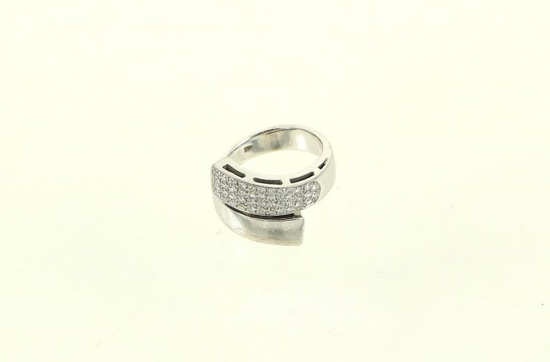 Ring, moderne Schlangenform, besetzt mit 44 kl. Brillanten