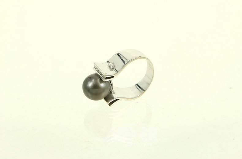 moderner Ring