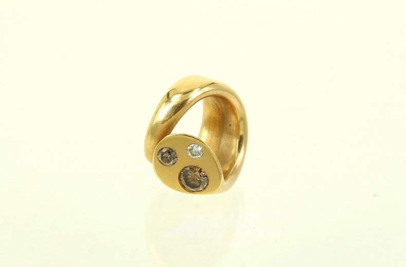 Ring, moderne Schlangenform
