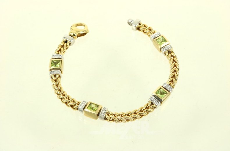 modernes Gliederarmband mit 4 Peridot-Carres sowie kleinen Besatz-Diamanten
