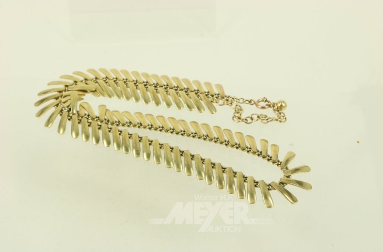 Collier in Fransen-Optik