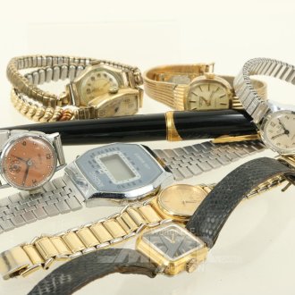 8 Damenarmbanduhren u. 1 Mont Blanc Füllfederhalter
