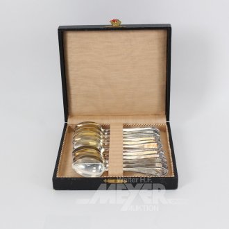 12 Kaffeelöffel im Vintage-Besteckkasten
