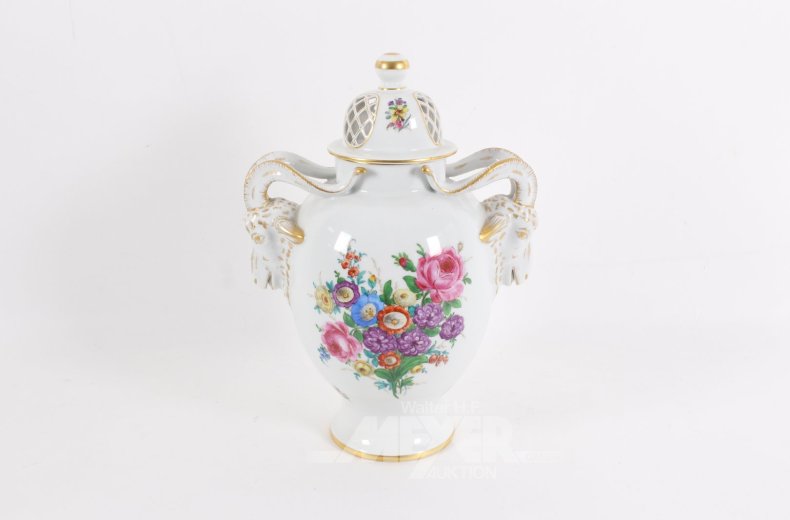 Deckelvase mit Blumendekor