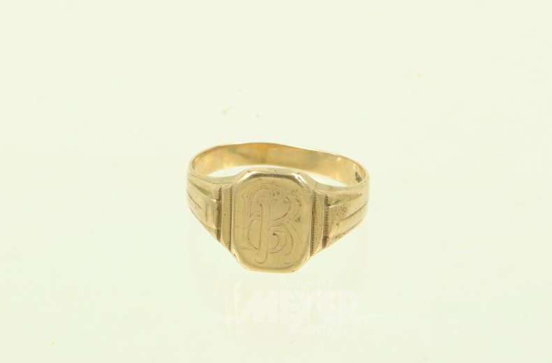 Ring mit Monogramm