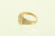 Ring mit Monogramm