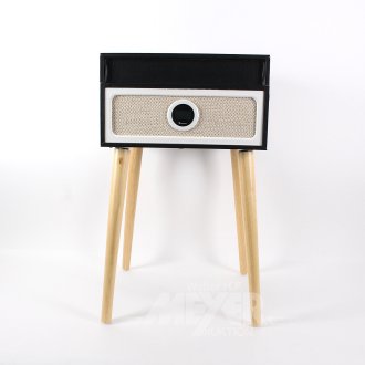 Plattenspieler im Retro Design