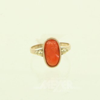 Ring mit kl. Kammee