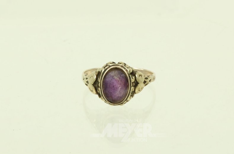 Ring mit Amethyst