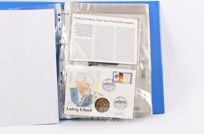 2 Sammelalben mit Numisblättern u. Sonderprägungen