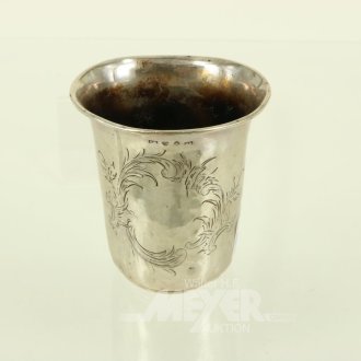 Trinkbecher mit floraler Gravur, Schweden, spätes 19. Jh.