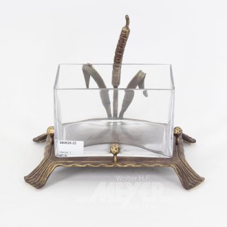 dekorative Glasschale mit Metallfuß