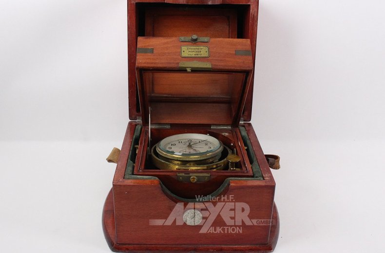 Marine-Chronometer mit Kyrillischer Inschrift