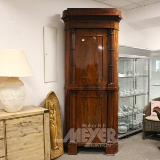 Eckschrank