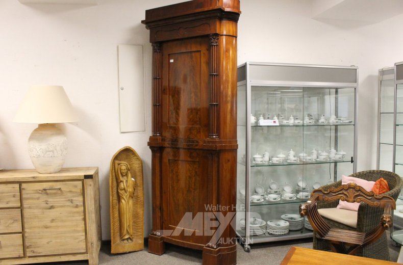 Eckschrank