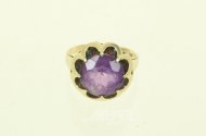 Ring mit gr. Amethyst