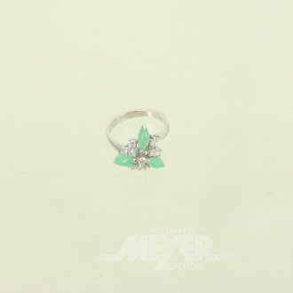 Ring mit Chrysopras u. 10 kl. Brillanten von ges. ca. 0,44ct
