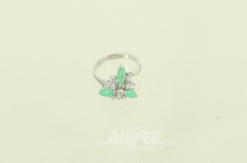 Ring mit Chrysopras u. 10 kl. Brillanten von ges. ca. 0,44ct